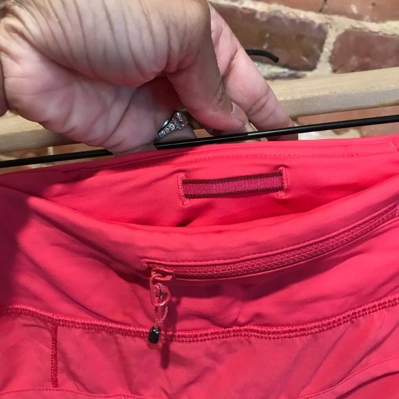 Lululemon Speed Short 2.5" Boom Juice Size 10 - Picture 6 of 8